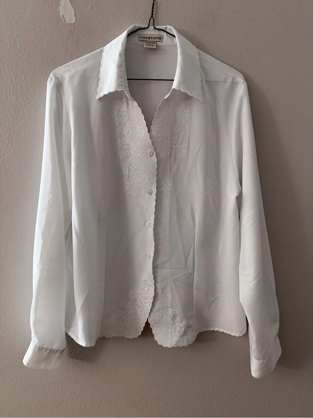 Notations White Embroidered Scallop-Edge Long Sleeve Shirt
